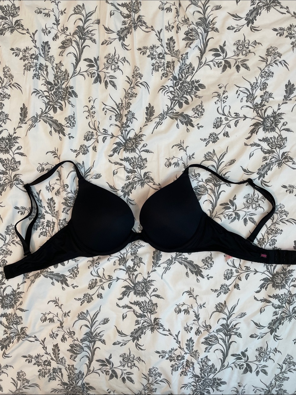 PINK Victoria's Secret Smooth Black T-Shirt Bra